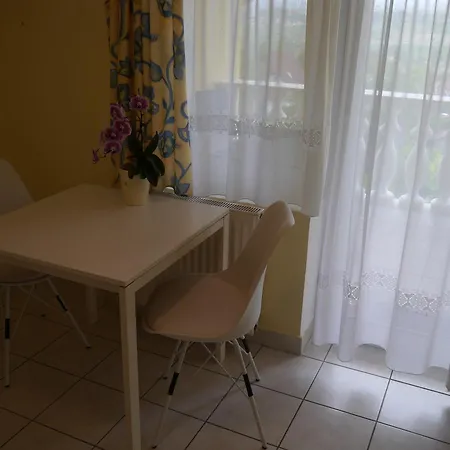 Heviz -alsopahok Villa-erika Διαμέρισμα *