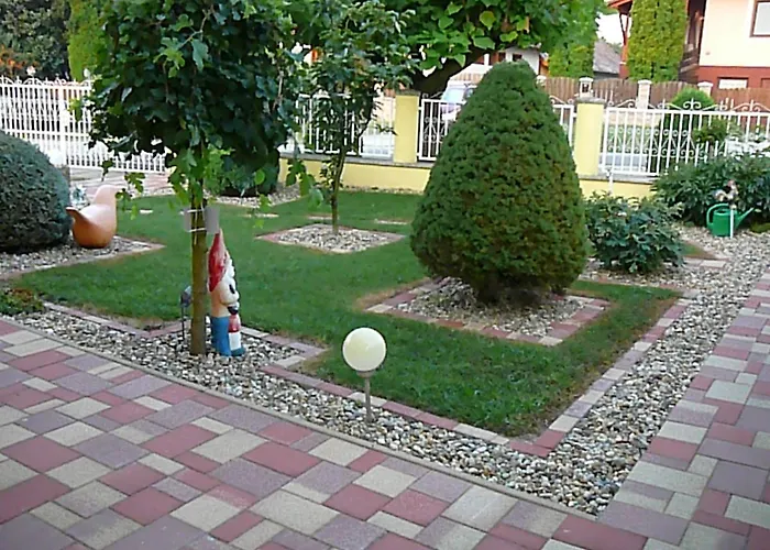 Heviz -alsopahok Villa-erika דירה *